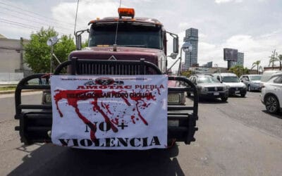 México arde en las carreteras: 21 asaltos diarios dejan a transportistas indefensos