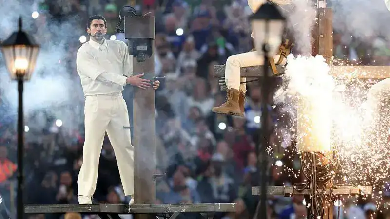 Bad Bunny intrepretó El apagón, un tema que alude a los cortes de luz que son moneda corriente en la isla.