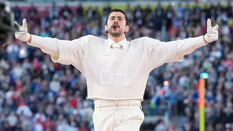 El músico interpretó algunos de sus mayores éxitos.