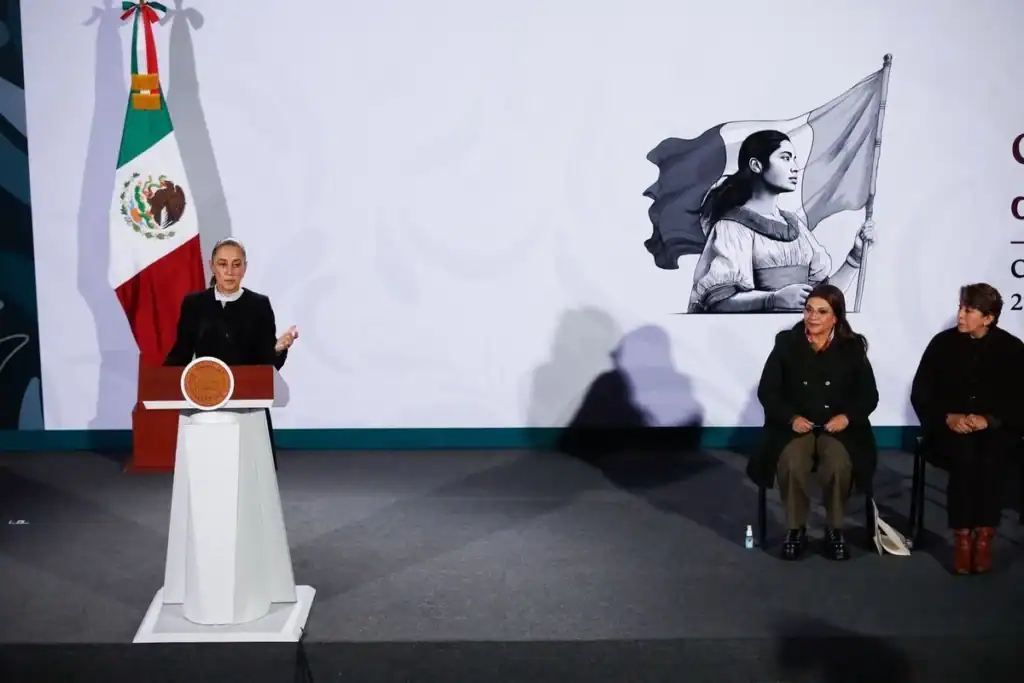 La presidenta de México, Claudia Sheinbaum, durante su conferencia matutina en la Cineteca Nacional en Chapultepec, en la Ciudad de México, el 2 de febrero de 2026.